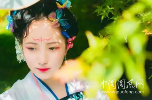  時(shí)光，悄悄又悄悄