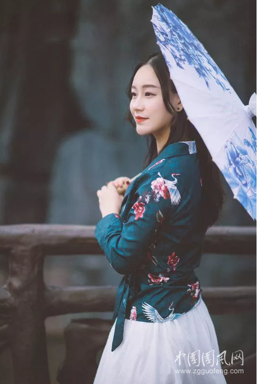 情蠱
