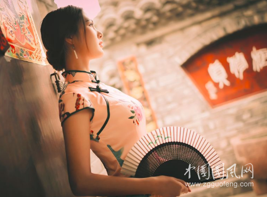  箋上盈墨