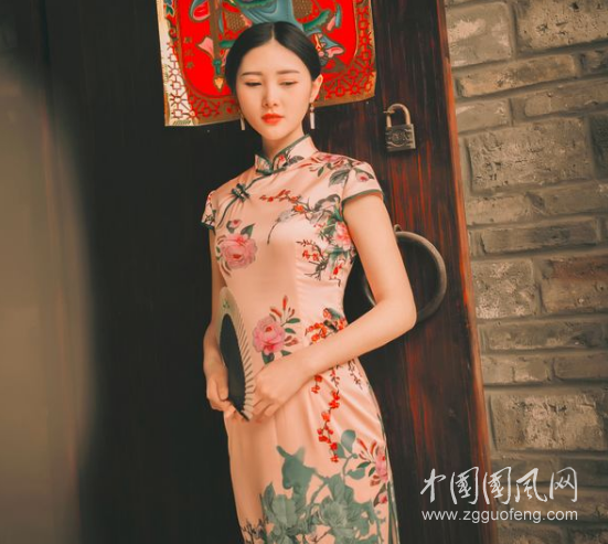 追著你的年華寫詩