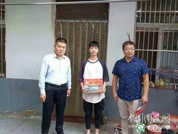 4456c4b072d2e3723afe34881c124f5_副本.jpg