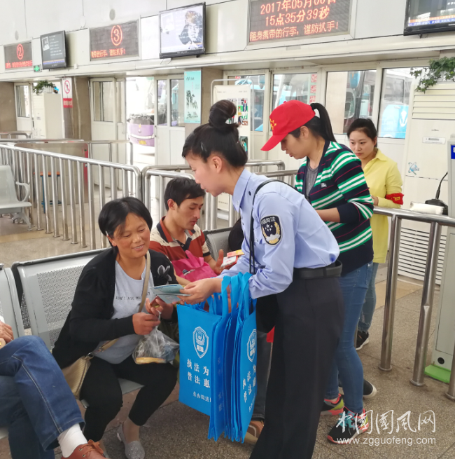 淮北市東辦司法所開展“法律援助、為您護(hù)航”宣傳活