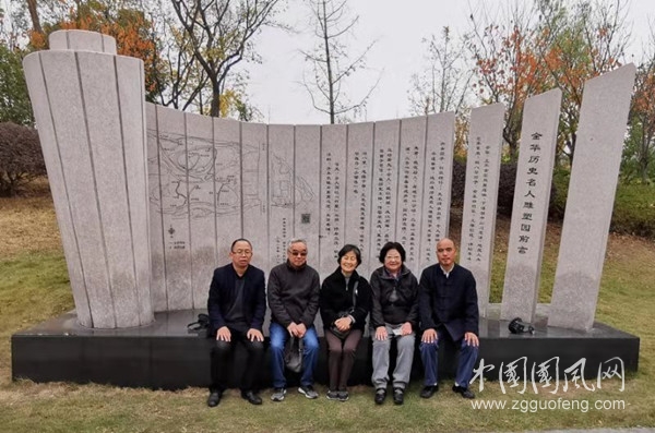  梅溪湯湯    桑梓情深