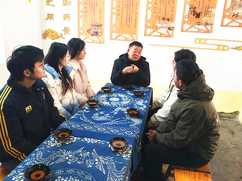  探訪“一杯茶調解法” 體會基層治理新智慧