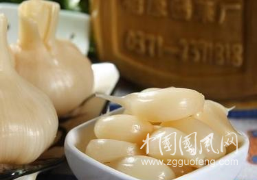 大蒜加白酒，補(bǔ)氣血固腰腎