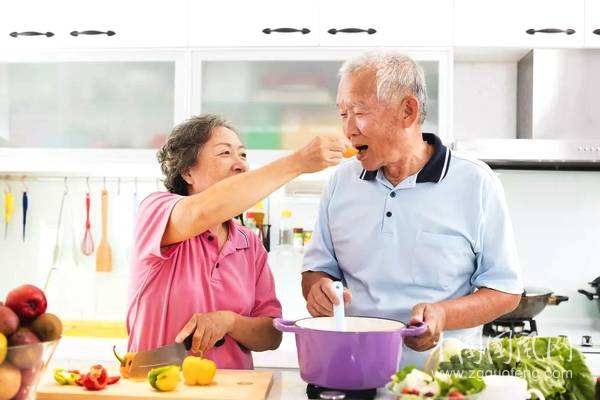 老人多喝橙汁記憶力好