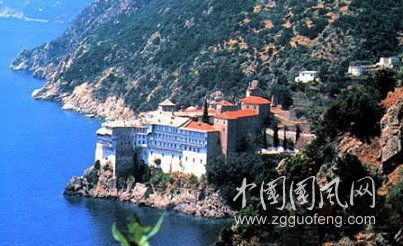 這座山是女性的禁地——阿陀斯山