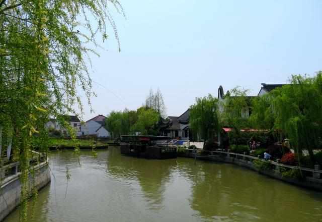 隱藏在上海郊區(qū)的一個古色古香小鎮(zhèn)，值得你去一游