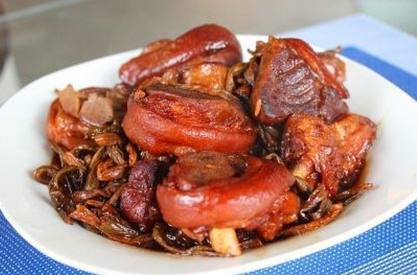 干豆角燜豬蹄，好吃得停不下來
