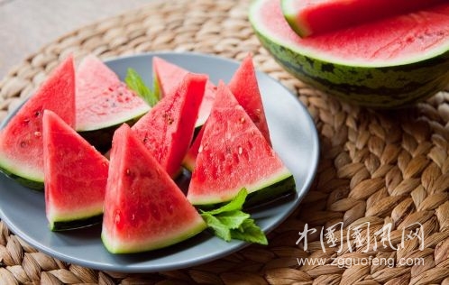 三伏天“3種水果”要少吃