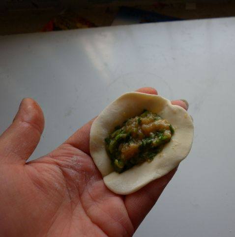 抱蛋煎餃的做法步驟3