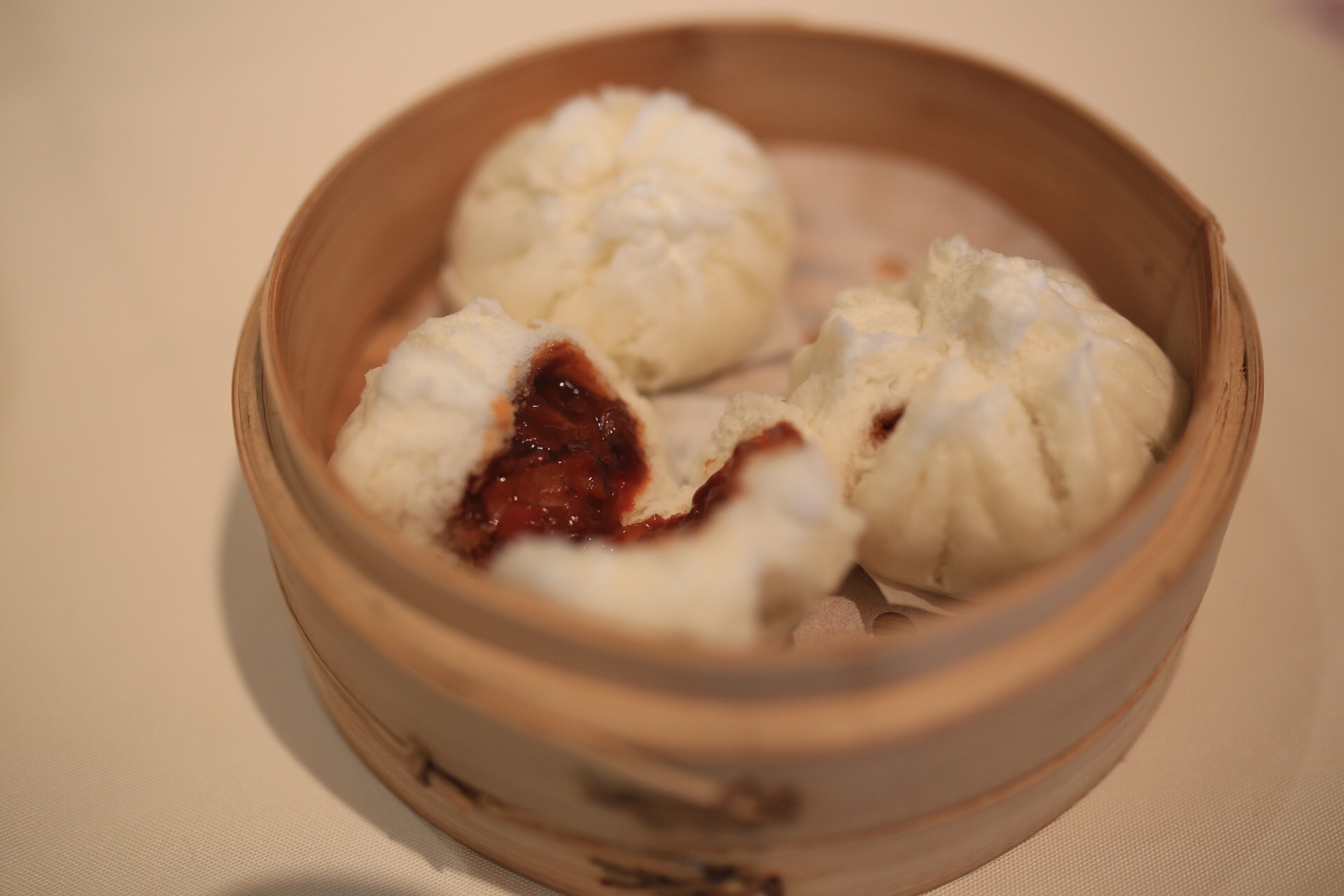 蠔皇叉燒包