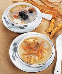 坊間秘傳6個(gè)去除黑眼圈妙方