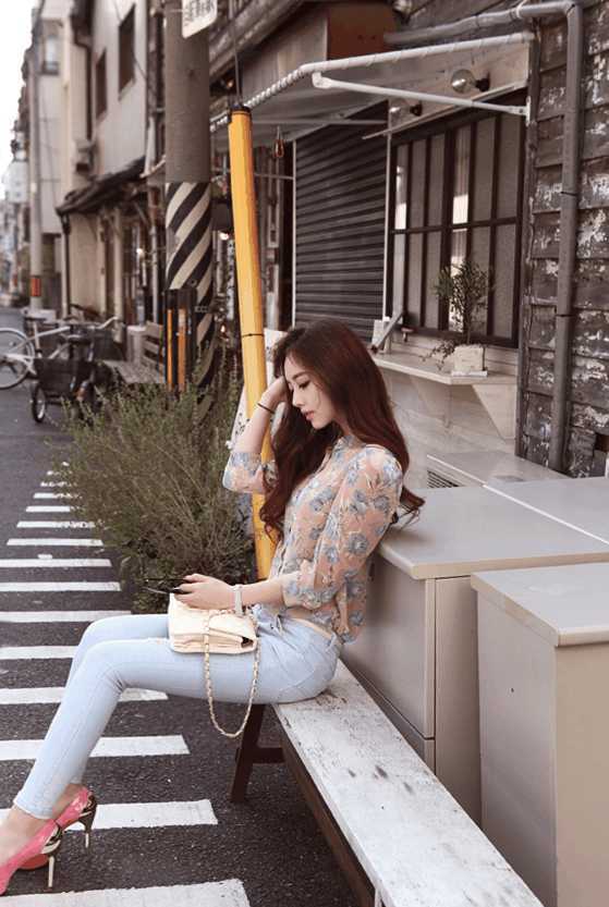 緊身褲的簡(jiǎn)單搭配讓你美美的