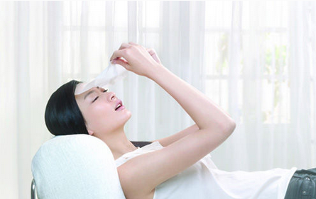 敷面膜的最佳時(shí)間，錯(cuò)過(guò)了黃金時(shí)間就白敷了！