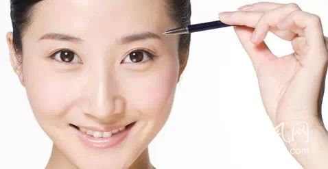 教你畫眉小技巧，快來學(xué)學(xué)