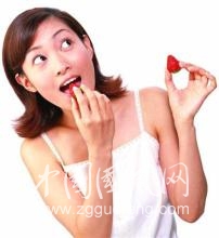 五種有助美容養(yǎng)顏的食物，快來(lái)試試