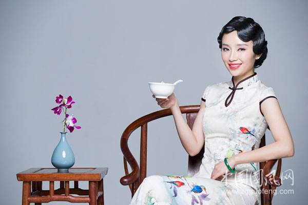 想讓容顏更加動(dòng)人多吃鮮花粥