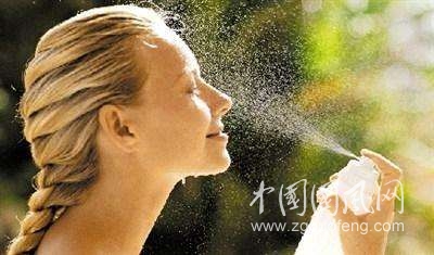 油光滿面要不得 油性皮膚究竟該如何保養(yǎng)