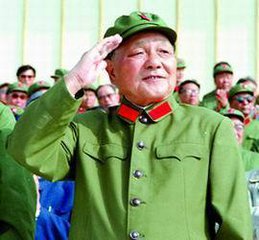 鄧小平告別政治生涯：中國(guó)現(xiàn)在很穩(wěn)定 我放心