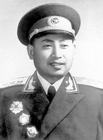 16歲就被鄧小平看中的是哪位開國上將