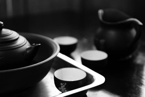 清茶一杯佛經(jīng)萬卷