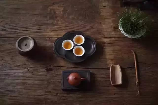 謝人寄蒙頂新茶
