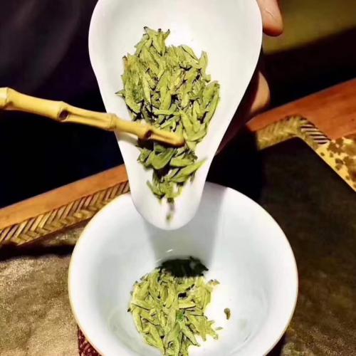 且吃茶去