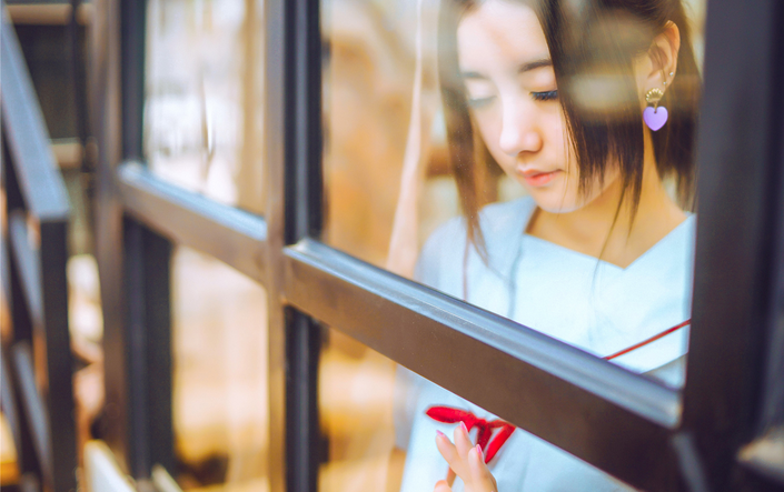 等待一份已經(jīng)變質(zhì)了的感情