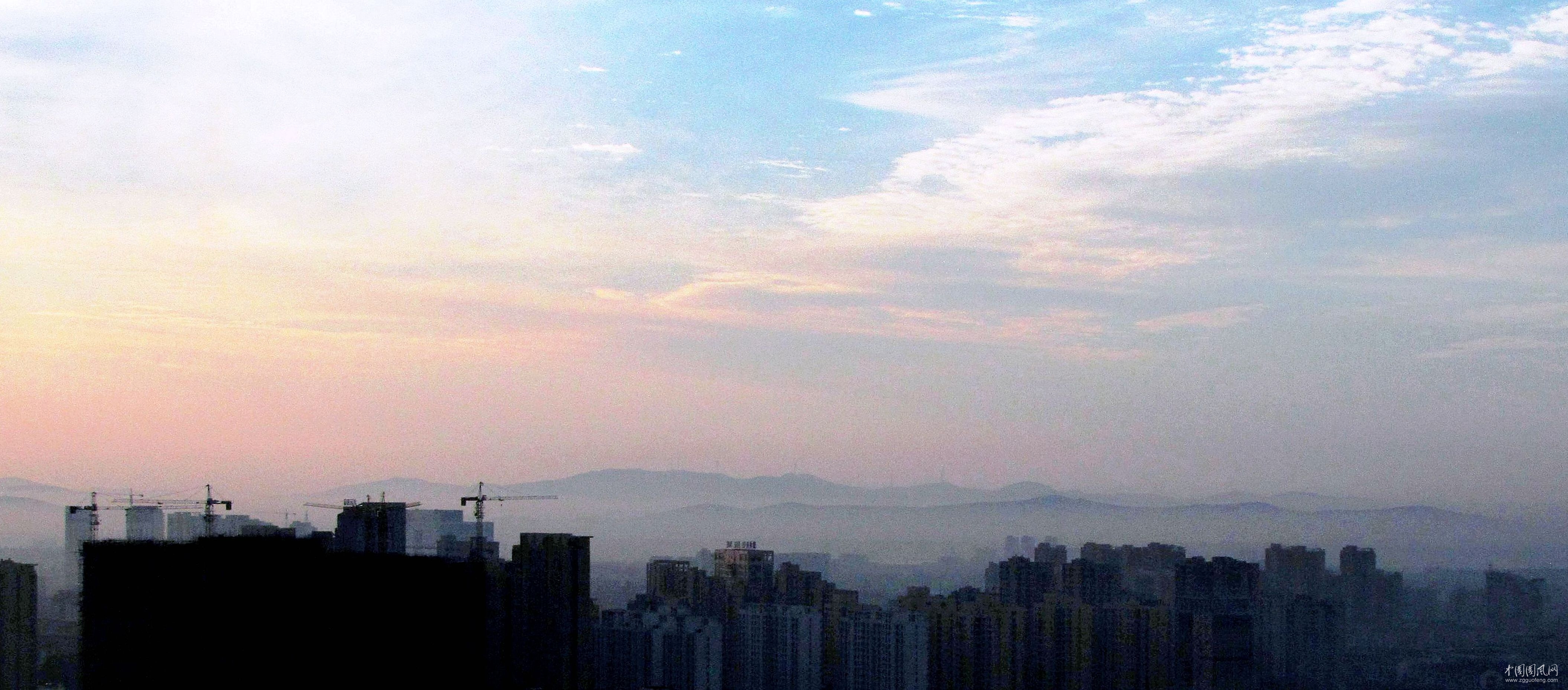 富在深山有遠(yuǎn)親_副本_副本_副本.jpg
