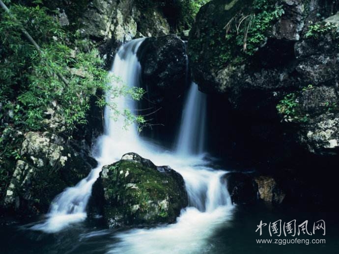 《人生何處不風景》        文/青春鳥